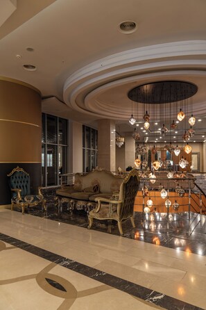 Lobby - Grand Thermal Resort Hotel & Spa (Termal)