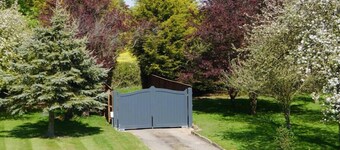 South View Country House - Sleeps 12 - HOT TUB - AMAZING VIEWS