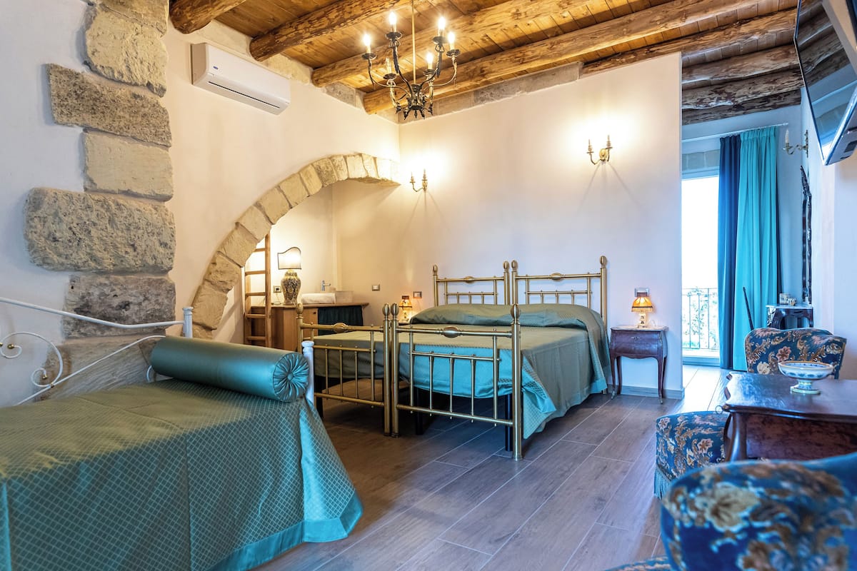 Comfort Double Room, Roll-in Shower