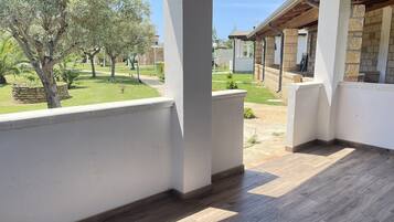 Standard Apartment, Private Bathroom, Garden View (Appartamento Quadruplo) | Interior