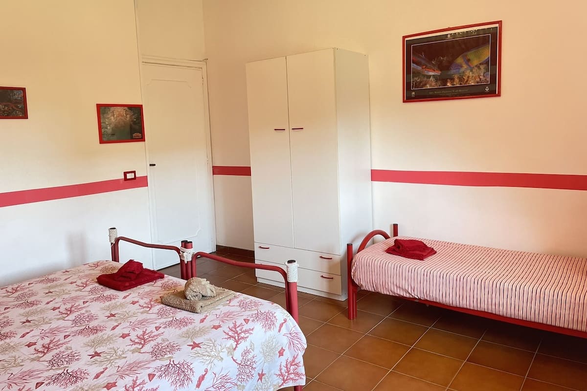 Standard Triple Room, Ensuite, Garden View (Camera Tripla)