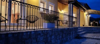 Luxury villa in Vallon Pont d'Arc with private swimming pool