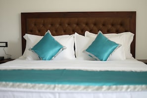 Premium Room | Free WiFi - Chakrata Inn Resort (Chakrata)