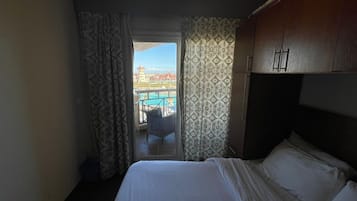 Comfort Twin Room | Terrace/patio