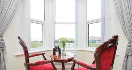 The Beach House Luxury Rooms