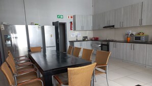 Electric kettle - Ikhaya  (Cape Town)