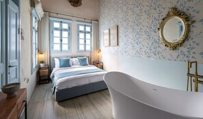 1 bedroom, minibar, bed sheets - VILLA SERA-boutique hotel old city Acre (Acre)
