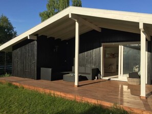 Terrace/patio - A pearl of a summer house close to both beach and city (Hornbæk)