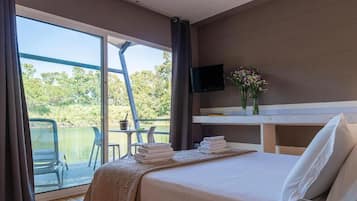 Exclusive Lodge galleggiante con vasca idromassaggio | Minibar, in-room safe, desk, free WiFi
