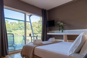 Exclusive Lodge galleggiante con vasca idromassaggio