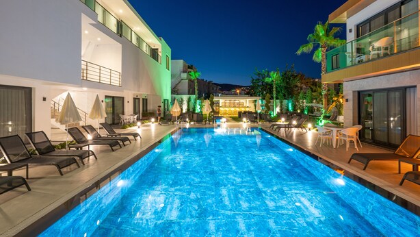 Outdoor pool - Milenyum Residence (Bodrum)
