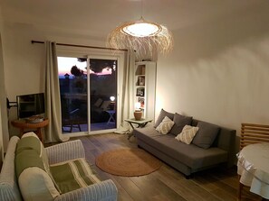 Smart TV, books