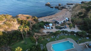 Indoor pool, outdoor pool - ALBUFEIRA BEACH 20 METRES AWAY (Albufeira)