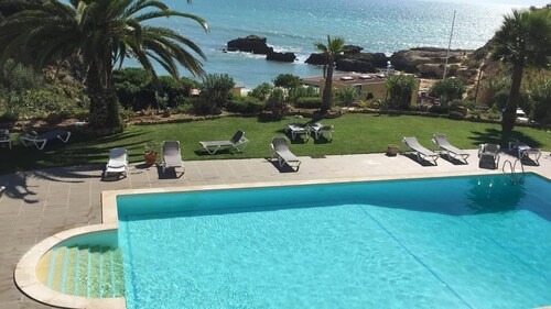 ALBUFEIRA BEACH 20 METRES AWAY