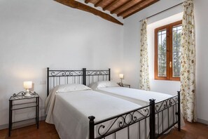 2 bedrooms, internet
