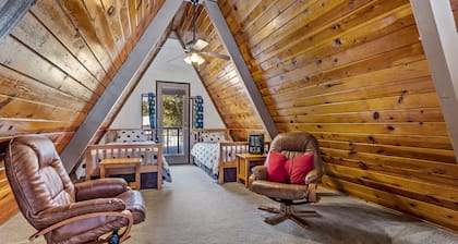 A-Frame in the Pines – Flagstaff Adventure Base