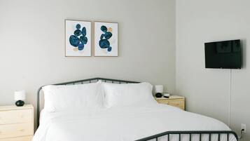 1 soverom, memory foam-senger, strykejern/-brett og wi-fi (inkludert)
