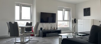 Marvelous 4 Room Penthouse Rooftop Terrace W14+W15