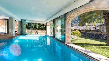 Opvarmet pool