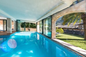 A heated pool - CIRCE - Stunning townhouse with an indoors heated pool in the mountains. Free WiFi (Fornalutx)