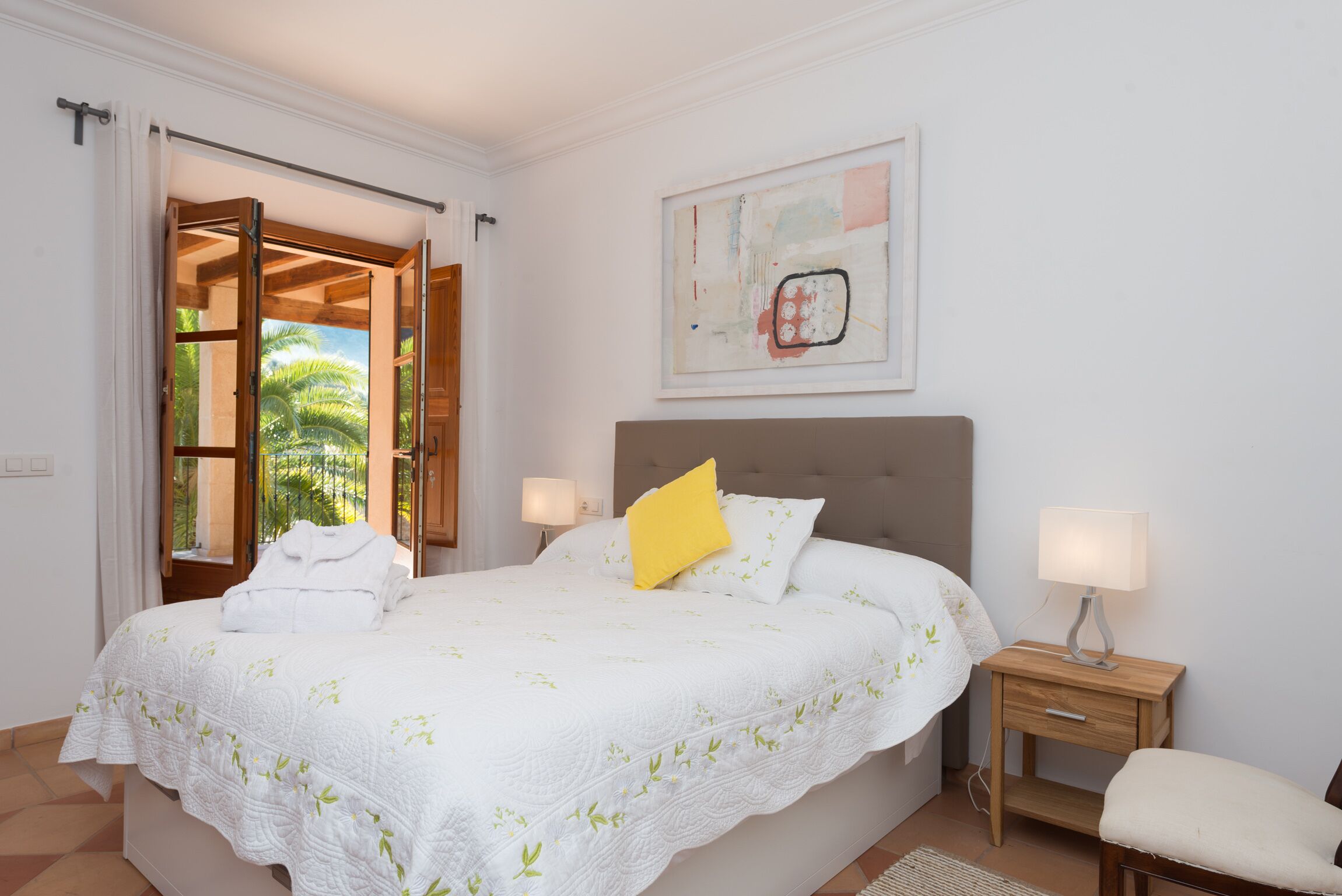 4 chambres, fer et planche à repasser, Wi-Fi gratuit, draps fournis