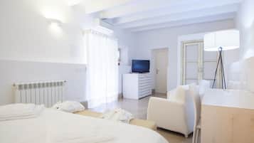 8 chambres, fer et planche Ă  repasser, draps fournis