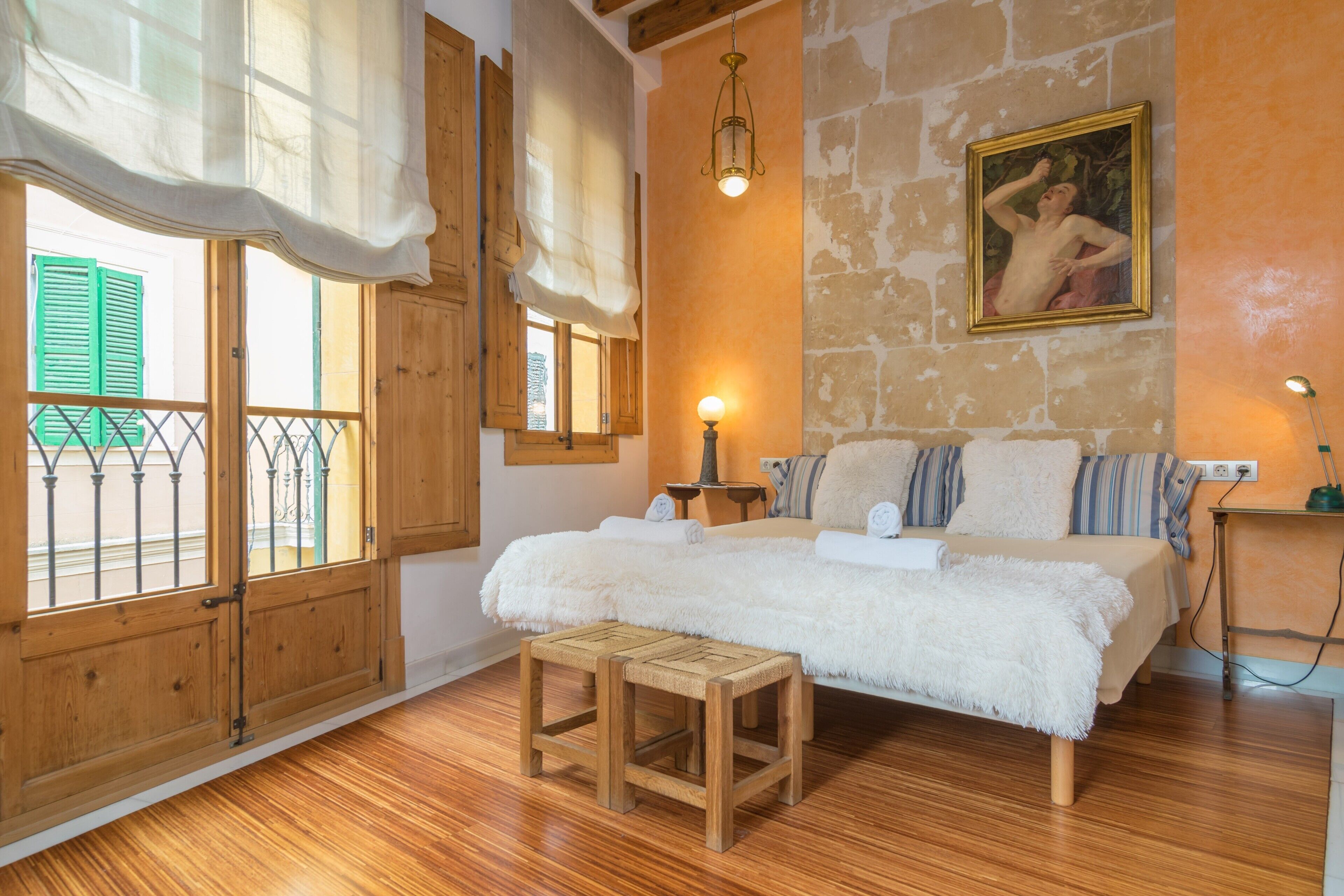 2 chambres, fer et planche à repasser, Wi-Fi gratuit, draps fournis