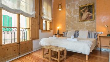 2 chambres, fer et planche Ă repasser, Wi-Fi gratuit, draps fournis