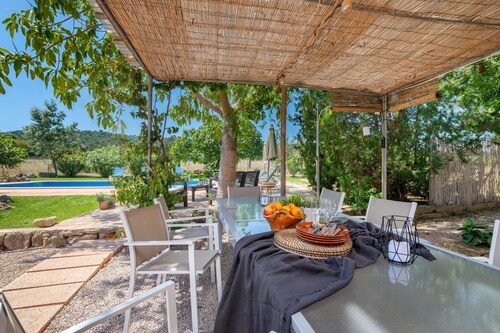 CAN SUA - Schöne, rustikale Finca mit privatem Pool, nur wenige Kilometer vom Strand entf
