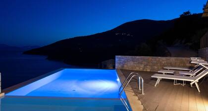 Villa Kastos - Villa de luxe avec accĂšs Direct Ă la Mer