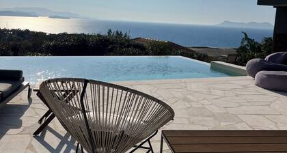 Villa Arkoudi avec vue sur la mer, table de ping-pong, terrain de pétanque