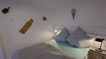 1 Schlafzimmer, kostenloses WLAN, BettwÀsche, Rollstuhlgeeignet