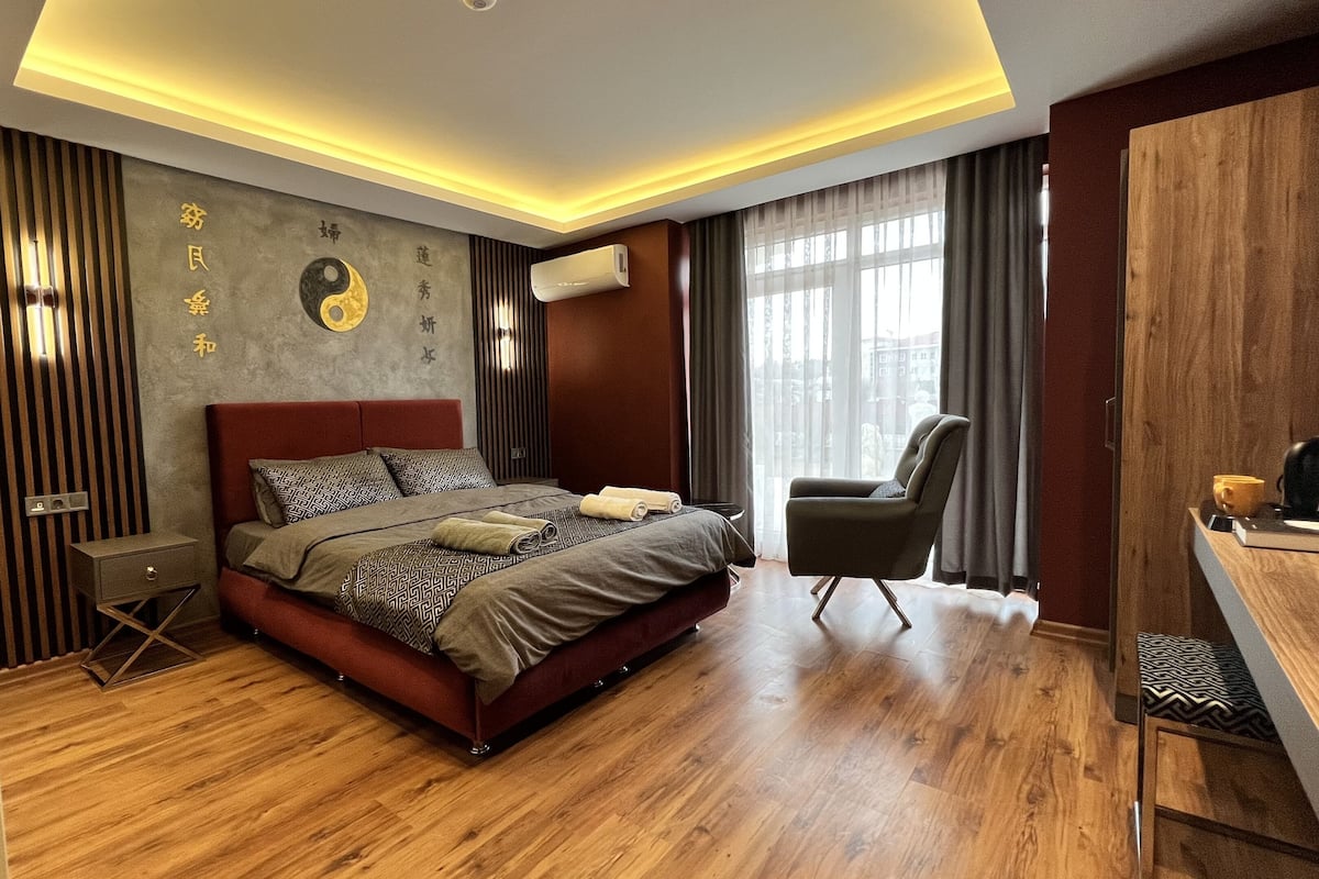 Exclusive Room | Premium bedding, free minibar, individually decorated