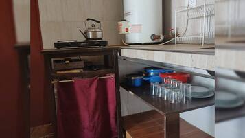 家庭小屋 | 私人厨房 | 大冰箱、厨具/餐具