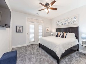 3 bedrooms, iron/ironing board, WiFi, bed sheets - Comfy Long Term Legacy Shops | Driemhouse (Plano)