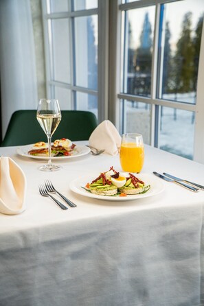 Free daily cooked-to-order breakfast - Bononia Estate Winery & Resort (Vidin)