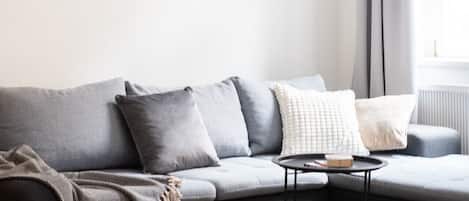 Smart-TV, peis og bøker