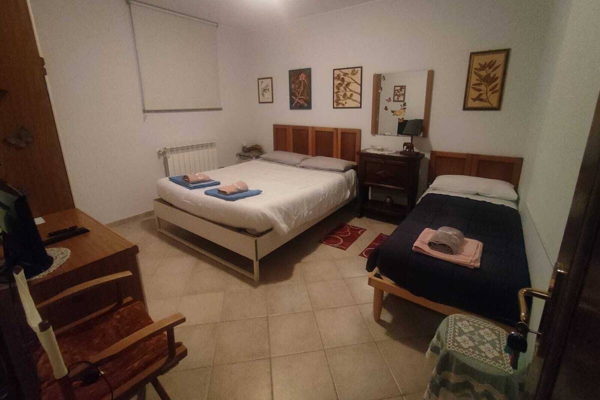Down duvets, iron/ironing board, free WiFi