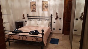Down duvets, iron/ironing board, free WiFi