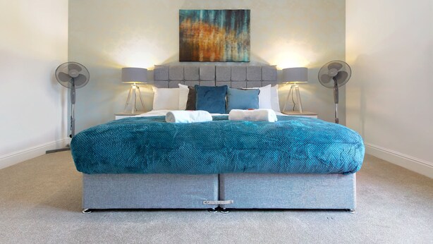 Unclassified image, 1 of 21, button - Spacious 5 Bedroom 2 Bathroom House (Oakham)