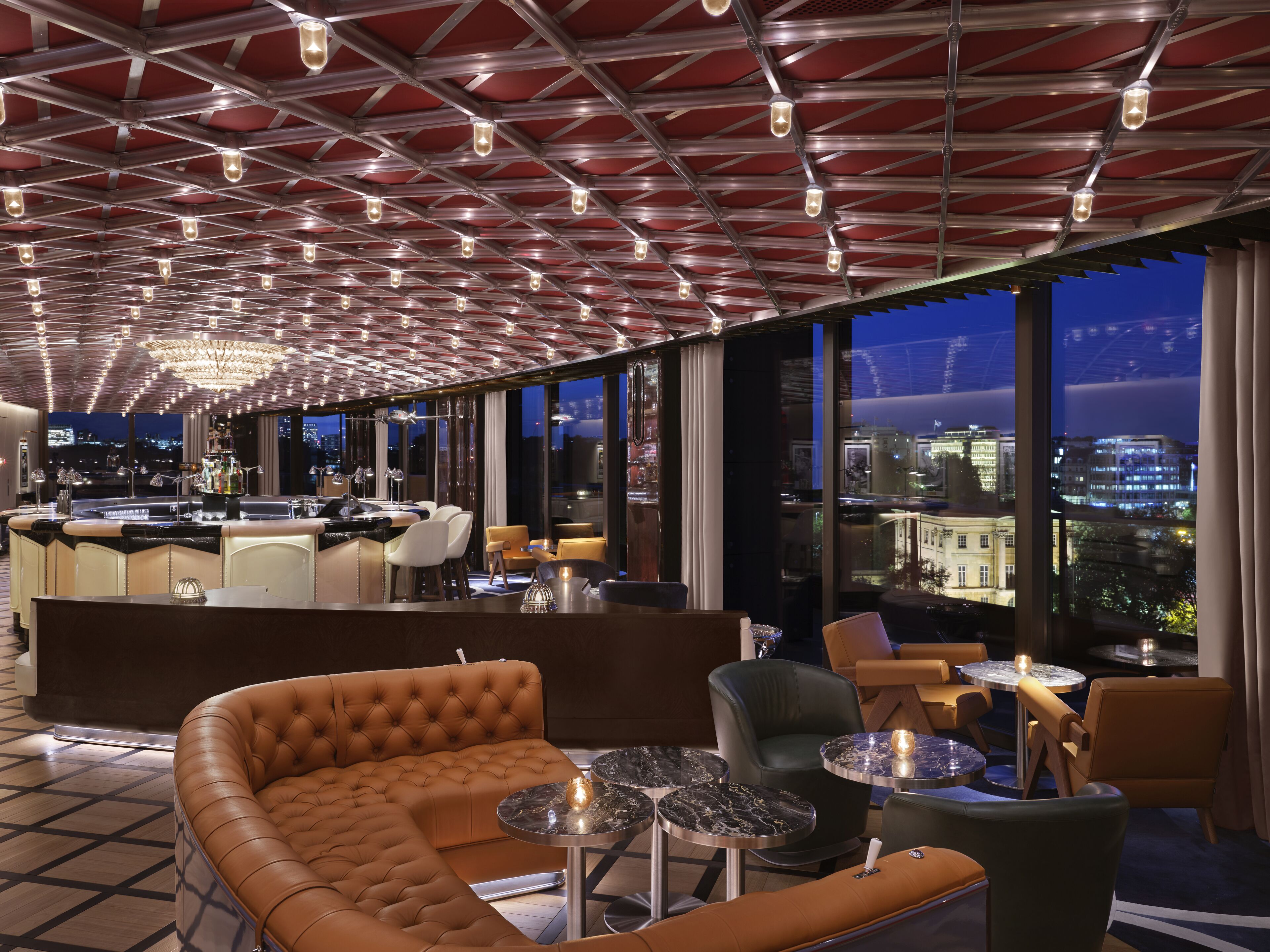 2 barer/lounger och cocktailbar