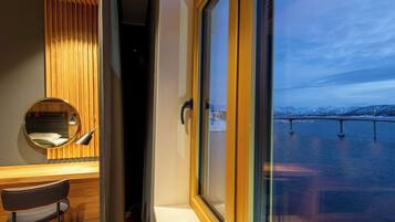 Standaard tweepersoonskamer, niet-roken | Luxe beddengoed, donzen dekbedden, pillowtop-bedden, een minibar