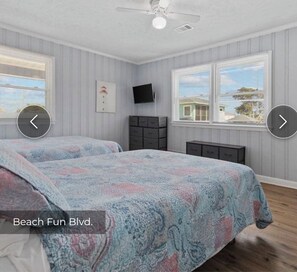 4 bedrooms, desk, free WiFi, bed sheets