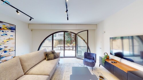 Amazing Duplex 3 Bdrs & Garden ~David Village-MAMILLA