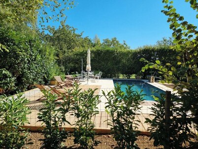 Gite Villa 206m2 4* 5CH 15P Heated swimming pool.4800m2 park Sancerre vineyards