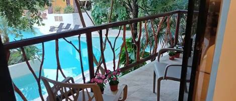 Alberca al aire libre