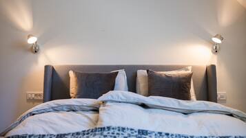 Luxury House | 4 bedrooms, free WiFi, bed sheets