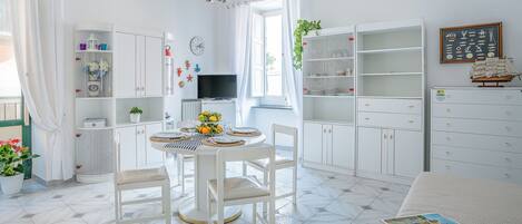 تناول الطعام