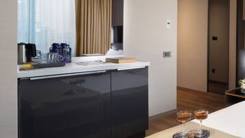Superior Studio Suite | Coffee and/or coffee maker