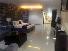 Grand Room | Free WiFi